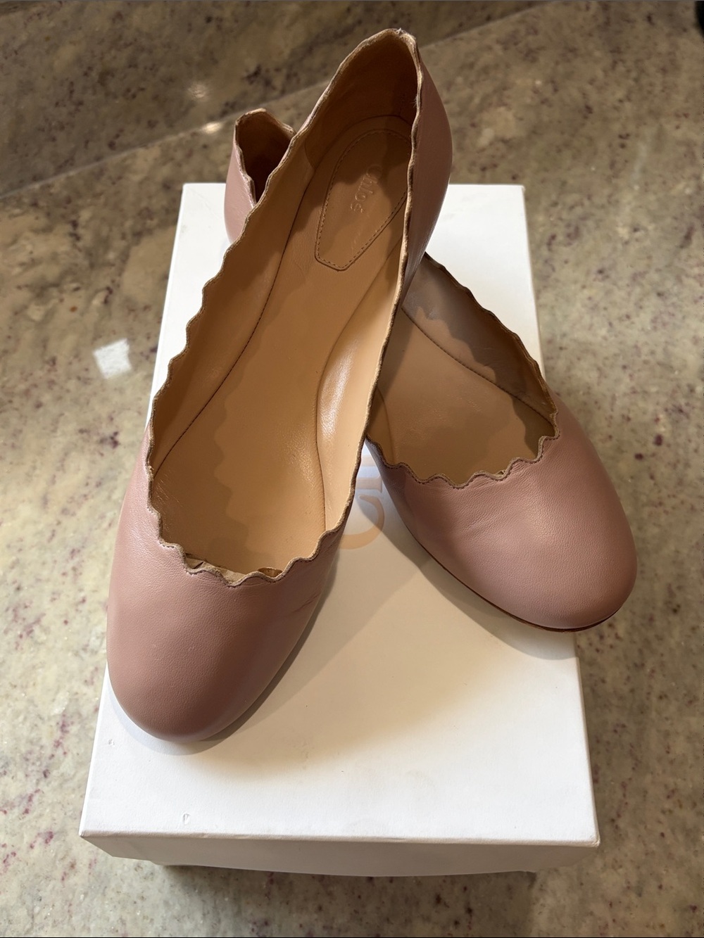 Chloe Scalloped Ballet Flats in Blush Pink